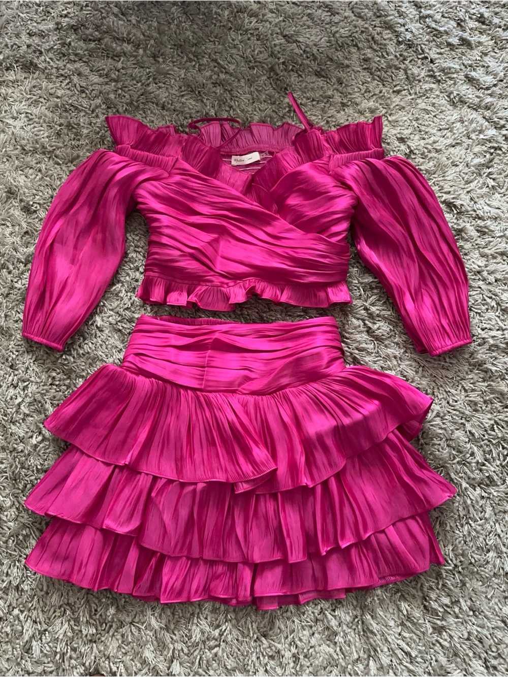 Mustard Seed Hot Pink Off shoulder Ruffled Two-Piece Set Top M , Skirt S